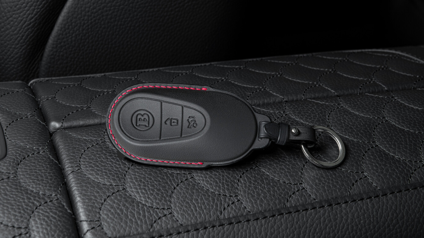 Leder Schlüsselcover schwarz-rot